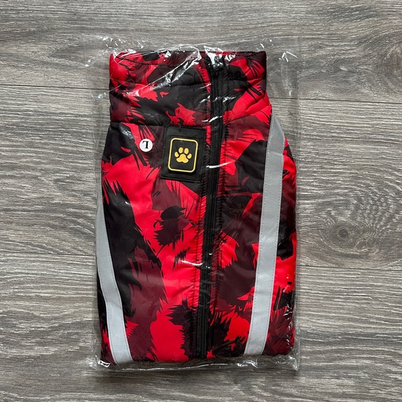 THE DOG BOX Reflective Dog Vest in Red Camouflage - Picture 7 of 13